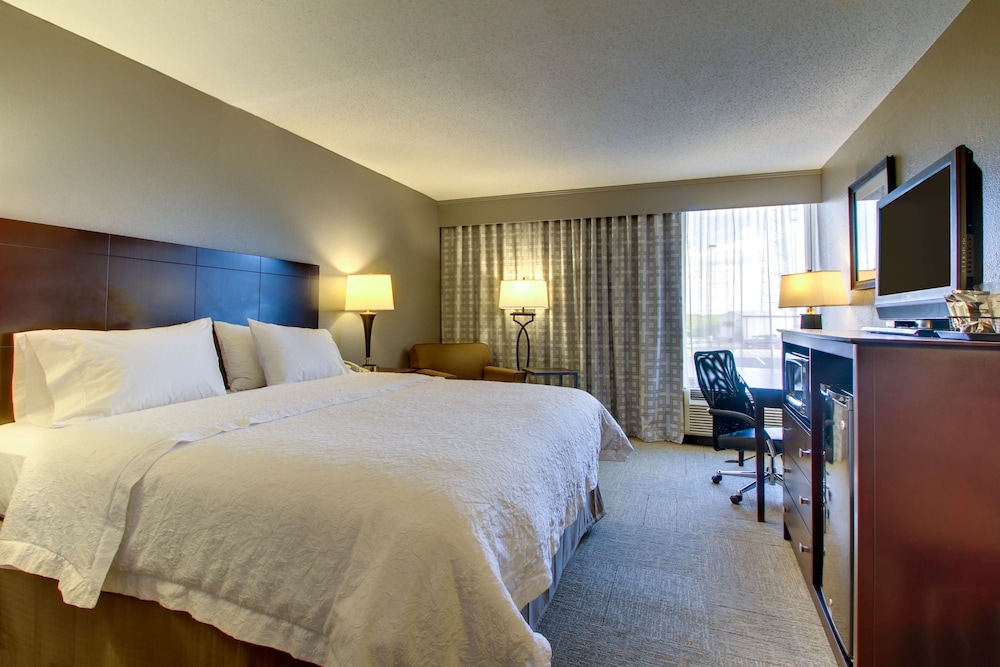 Hampton Inn Rolla 30/56