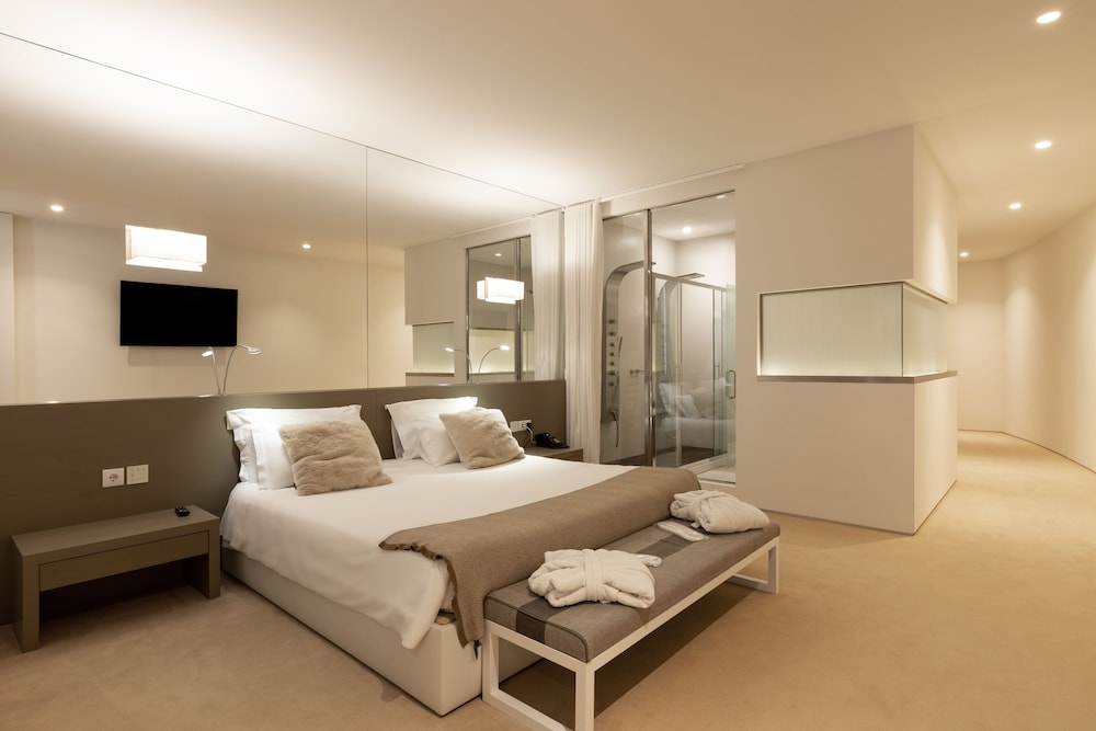 Tempus Hotel And Spa 7/50