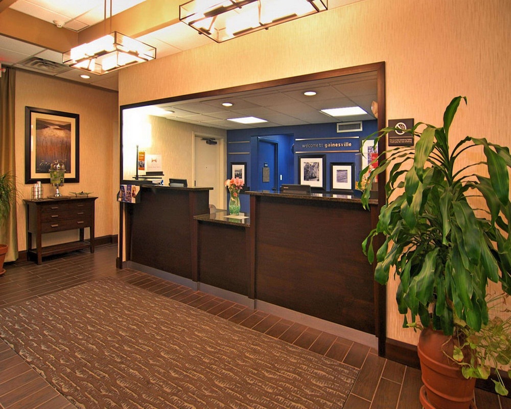 Hampton Inn Gainesville FL 11/66