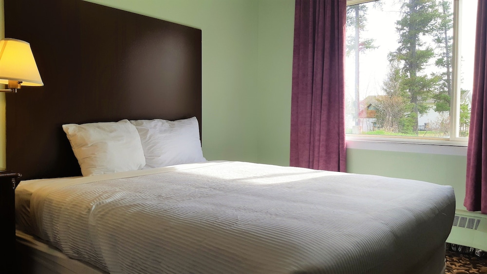 Cloud 9 Inn 20/72