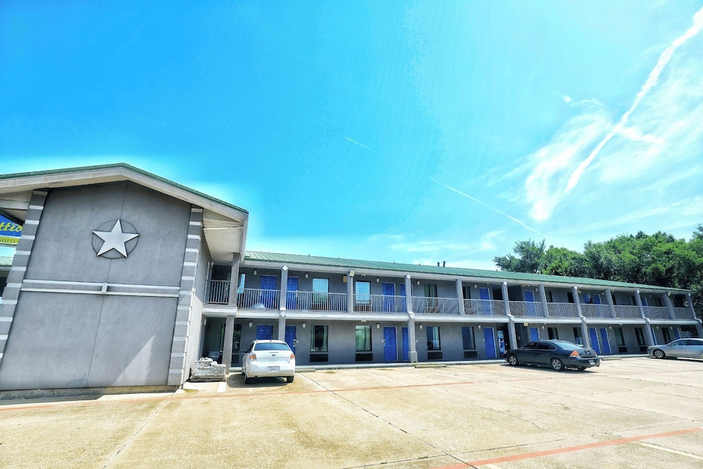 Hotel Shenandoah Woodlands Mall 7/27