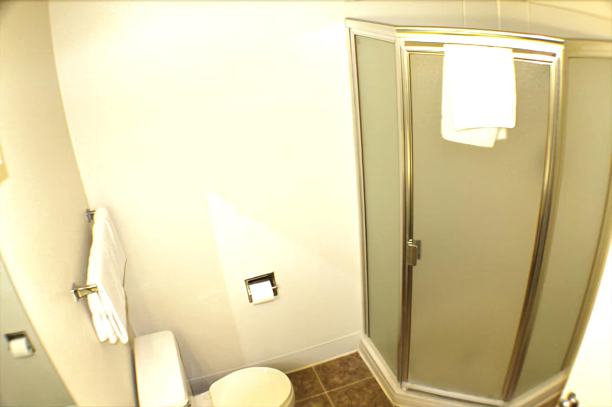Travelers Inn 22/22