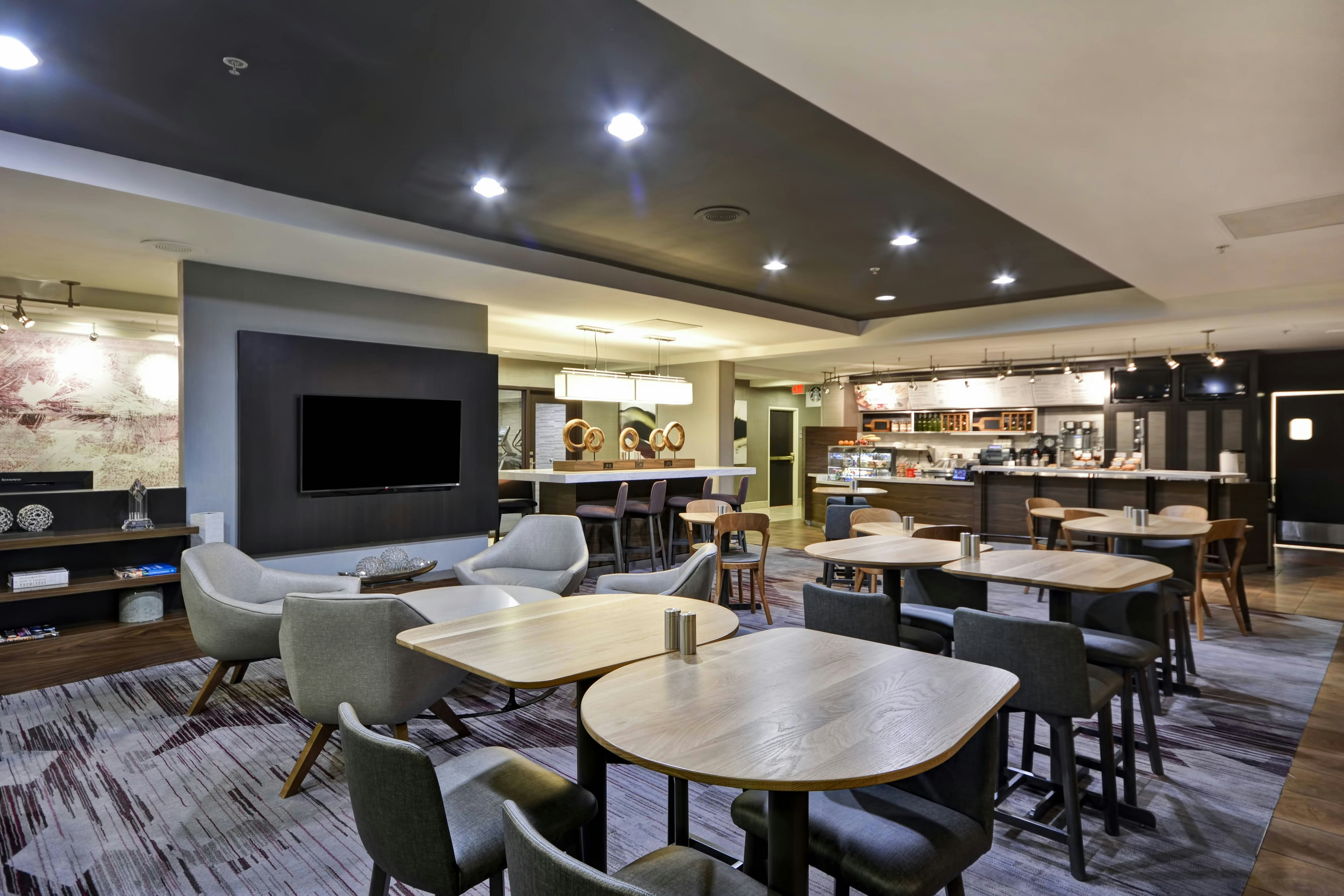 Courtyard by Marriott Dalton 39/43