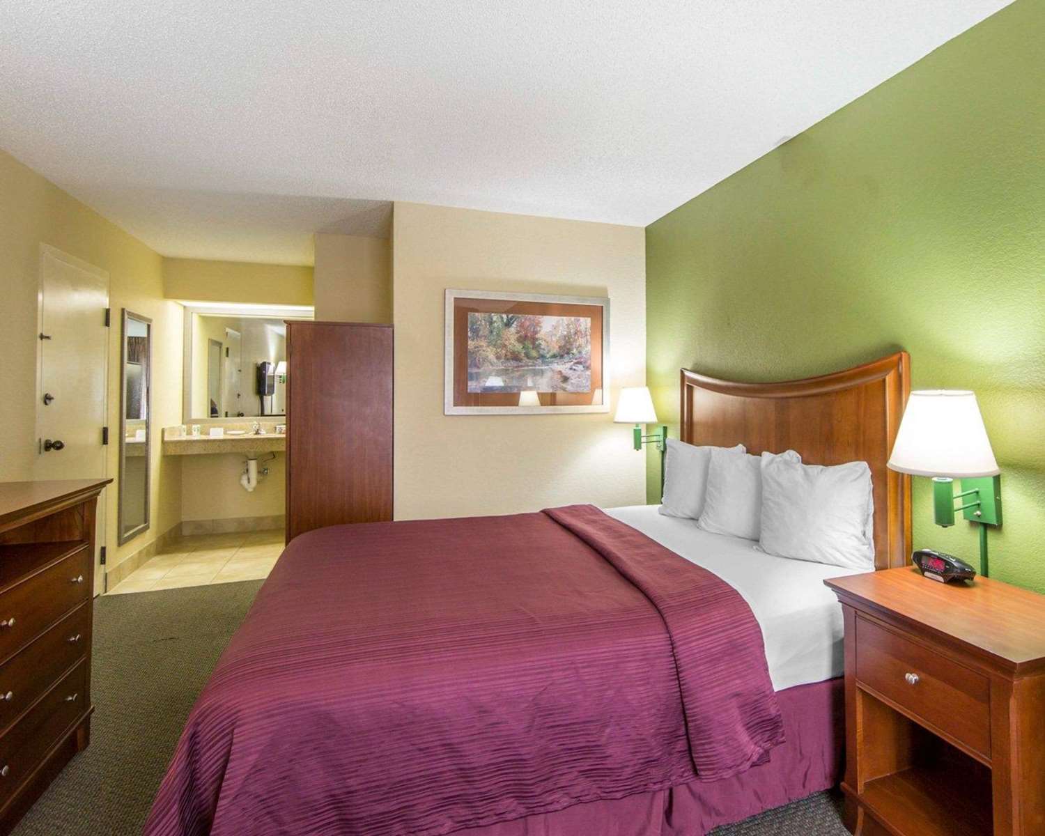 Quality Inn Merchants Drive 15/42