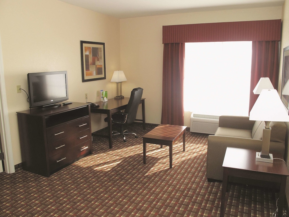 La Quinta Inn And Suites By Wyndham Macon West 25/42