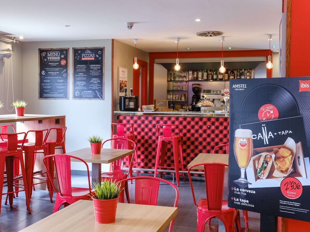 Ibis Madrid Alcorcon Tresaguas 31/44