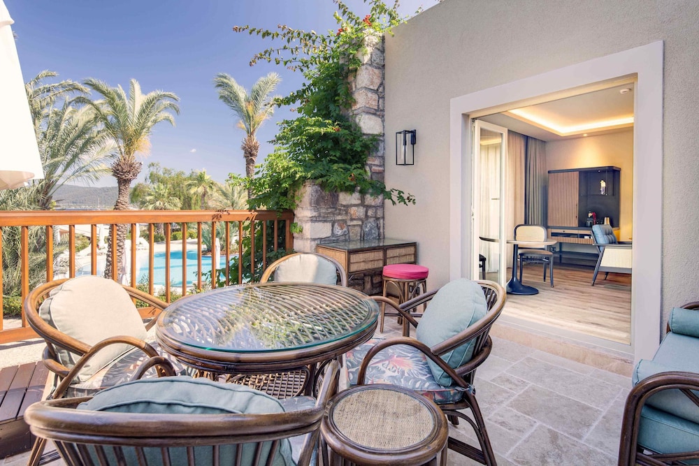 Divan Bodrum 32/58
