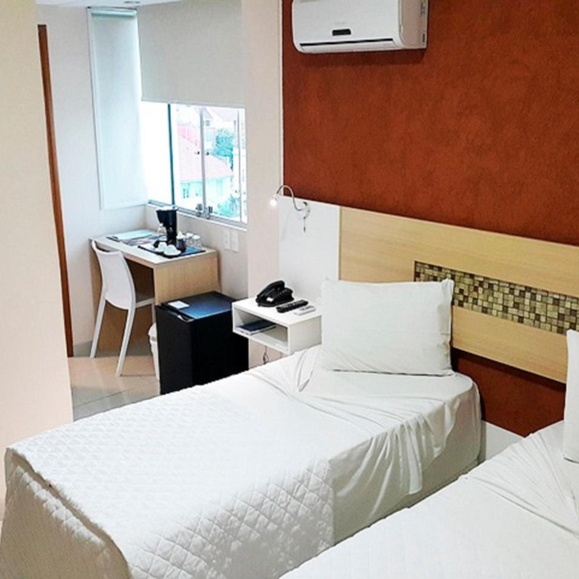 HOTEL EMIRATES 13/52