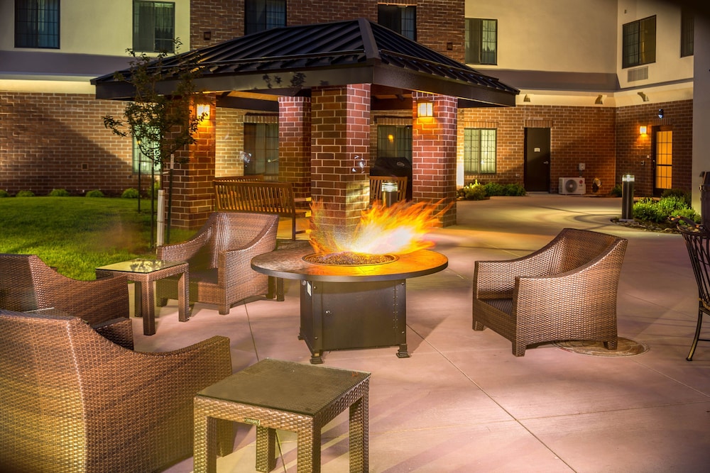 Staybridge Suites DENVER-STAPLETON 48/81