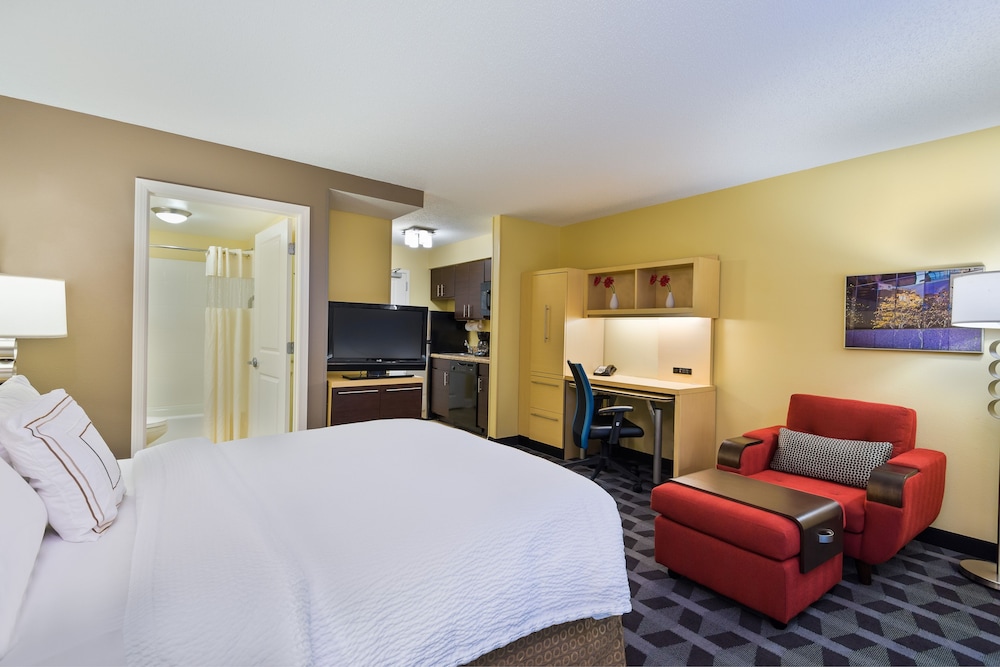 Towneplace Suites By Marriott Pensacola 16/52