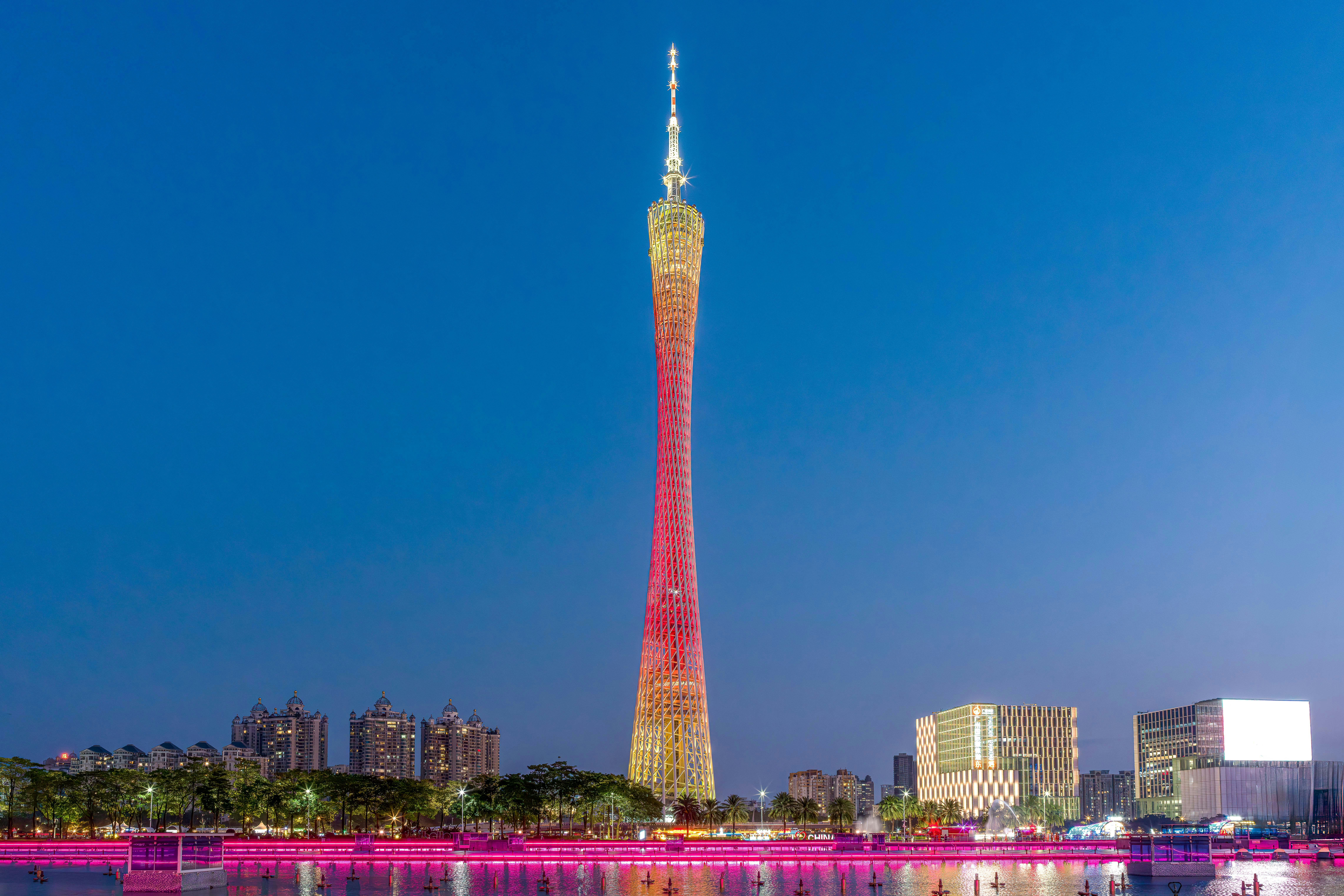 Holiday Inn Guangzhou Zhujiang New Town By Ihg 45/50