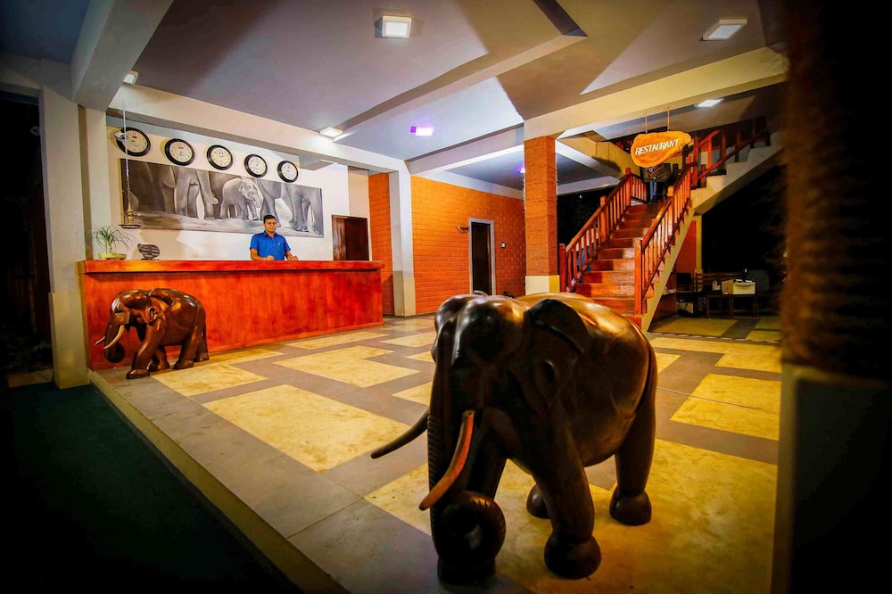 Elephas Resort & Spa 8/40