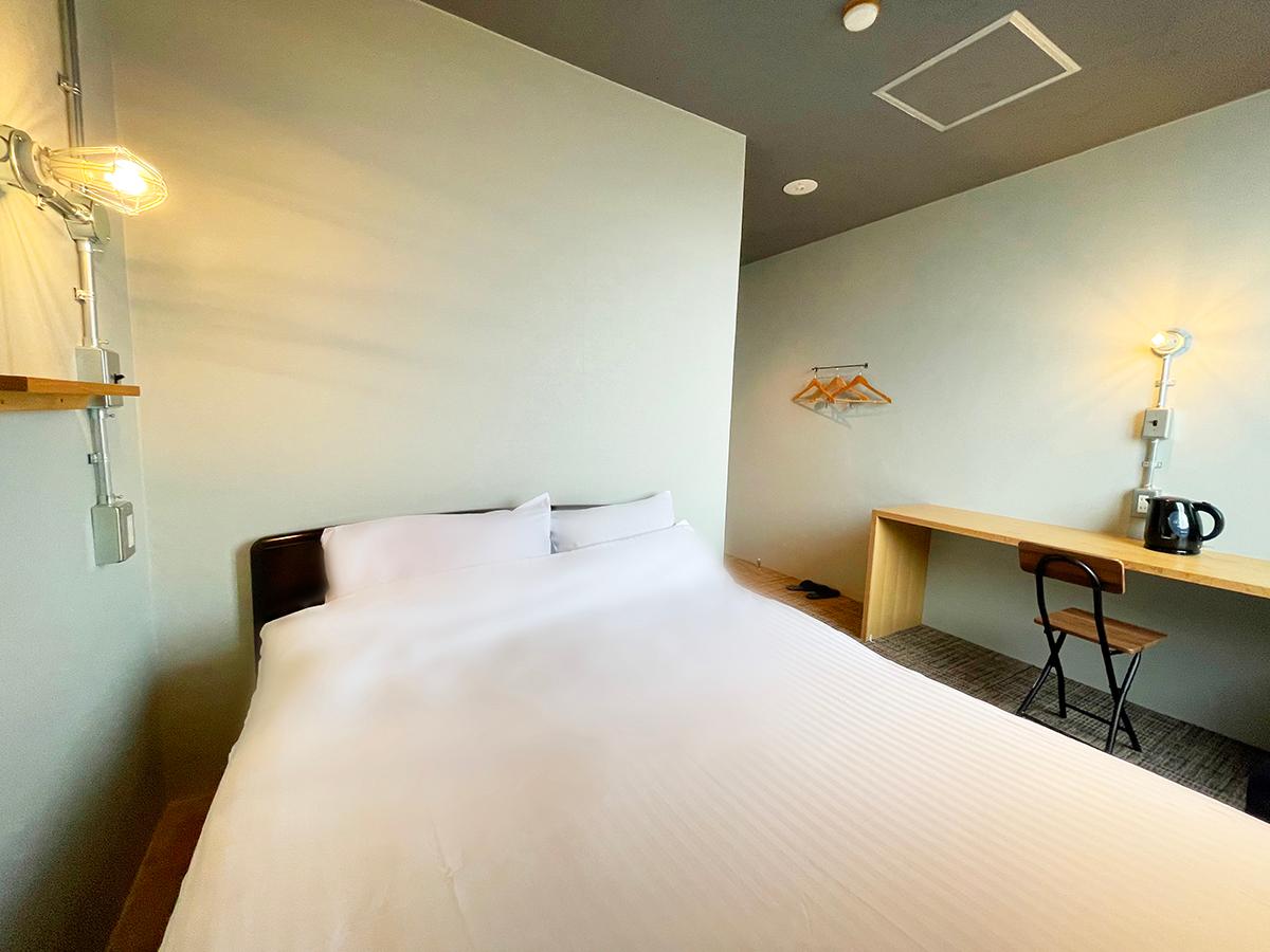 Room, Double Bed, Bathtub