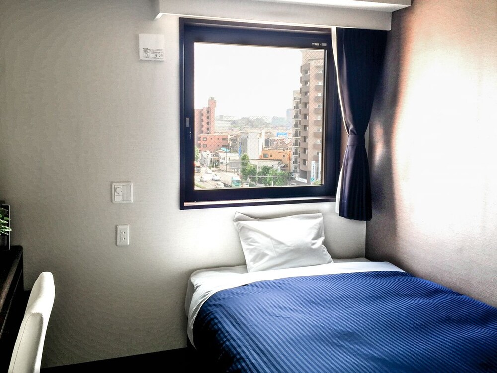 Hotel Livemax Kasai-Ekimae 5/30