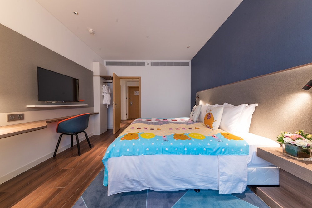 Holiday Inn Express Dongguan Humen 9/25