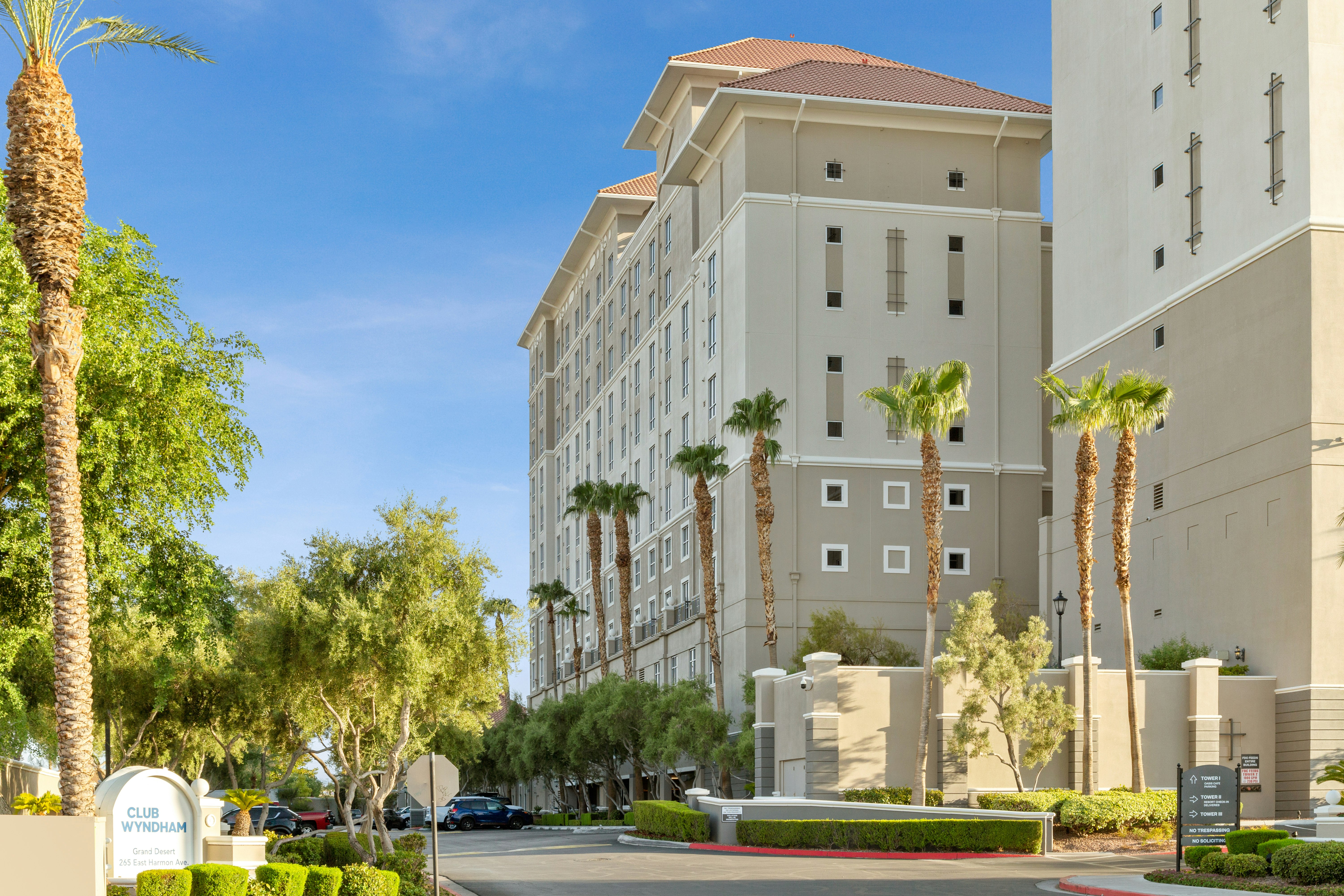 Club Wyndham Grand Desert 67/77