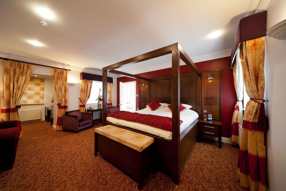 Glenside Hotel 12/18