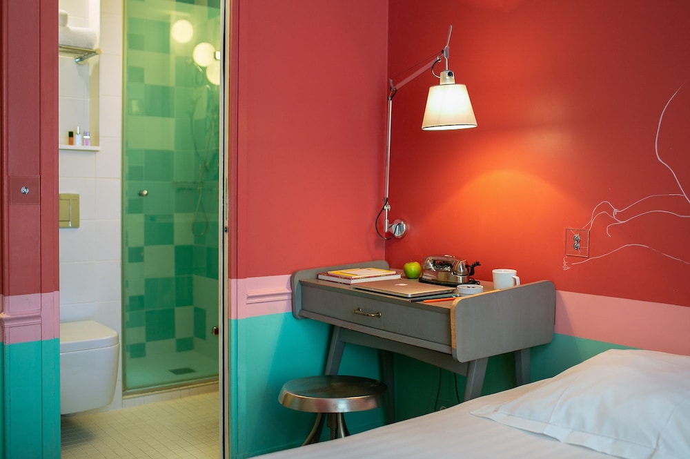 Hotel Crayon 40/78