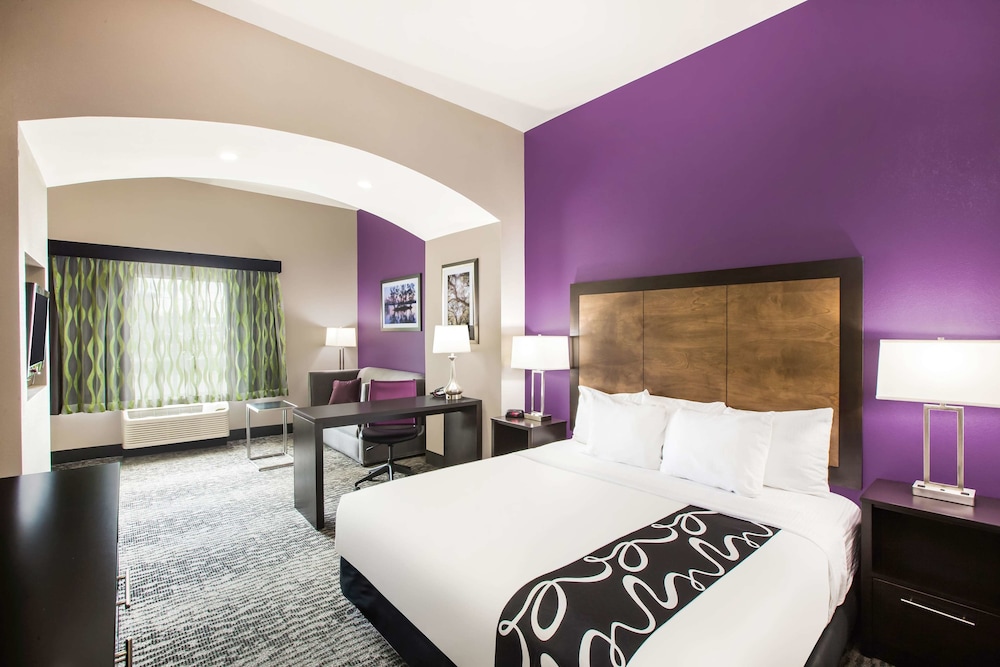 La Quinta Inn & Suites by Wyndham Baton Rouge Denham Springs 5/44