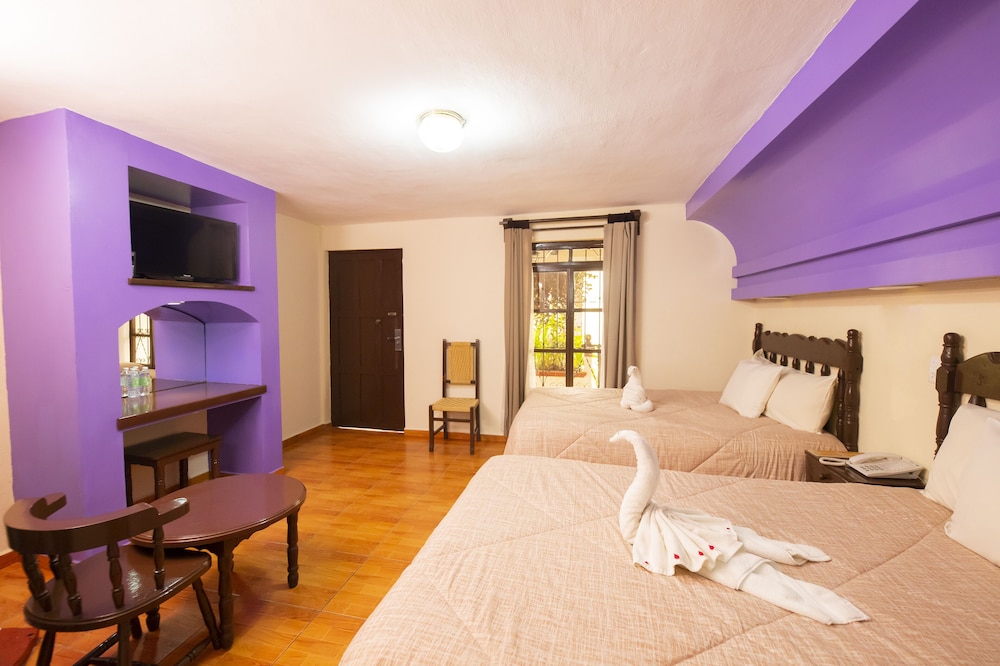 D Monica Hotel 14/45
