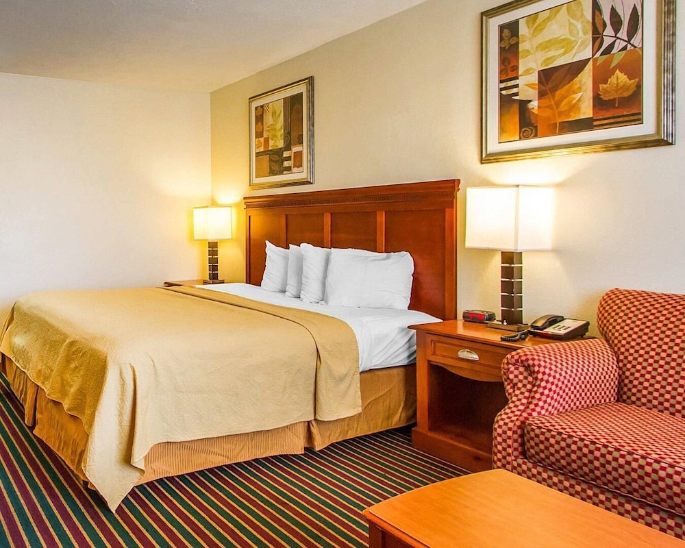 غرفة بسرير كينج، Quality Inn Dyersburg I-155 3/3