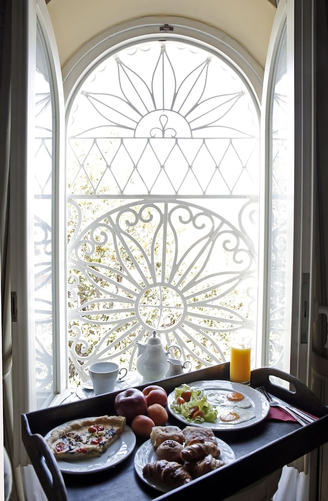 Siora Vittoria Boutique Hotel 35/48