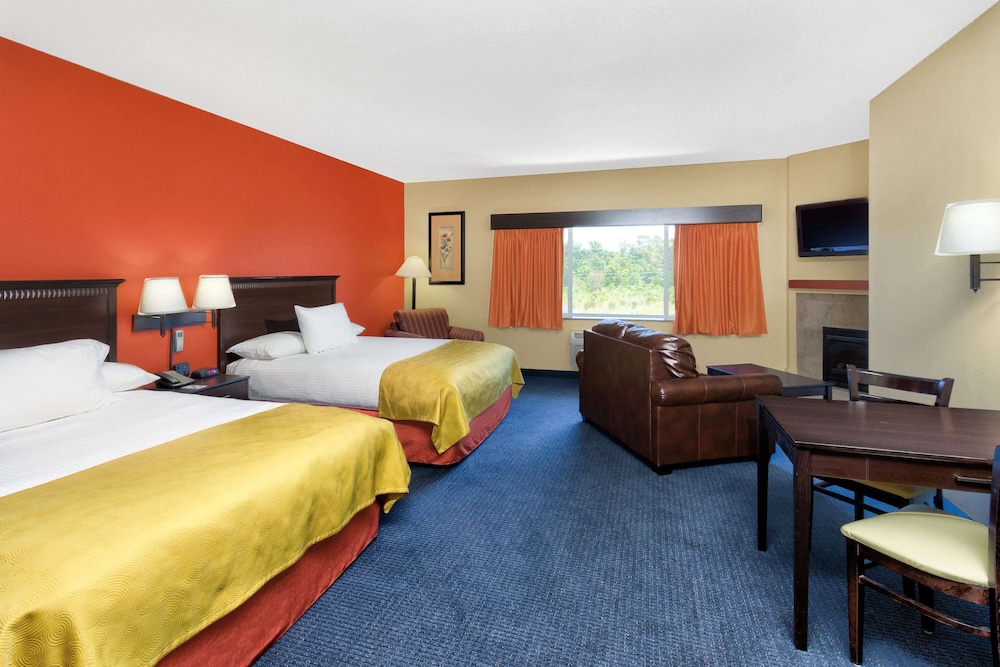 Studio, Suite, 2 Queen Beds