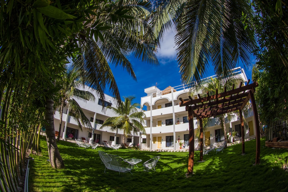 Hotel Ojo de Agua 35/50