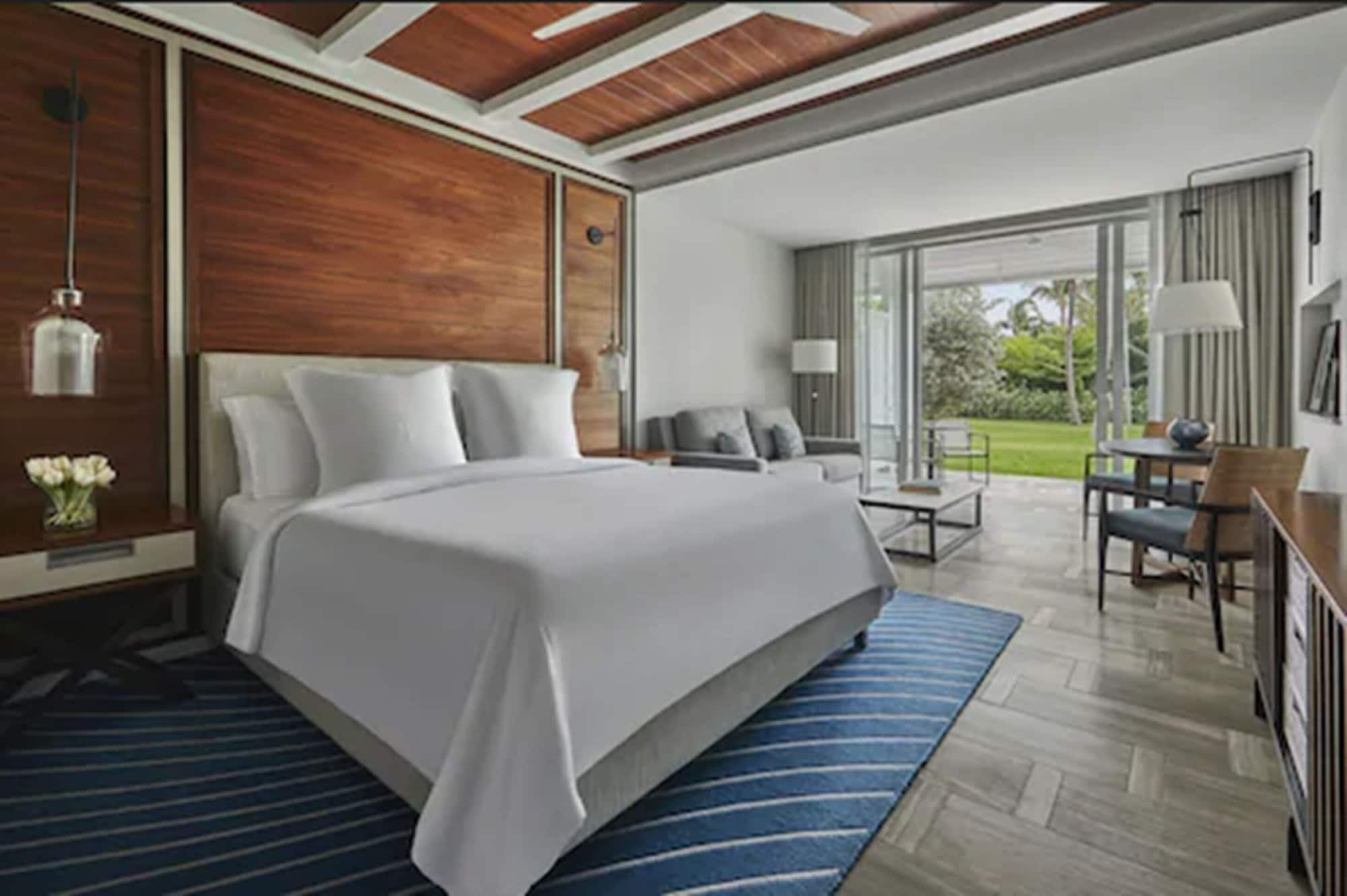 ROOM, KING BED, GARDEN VIEW, ACCESSIBLE