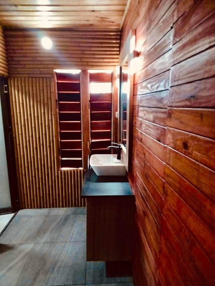 Club Fiji Resort 37/71
