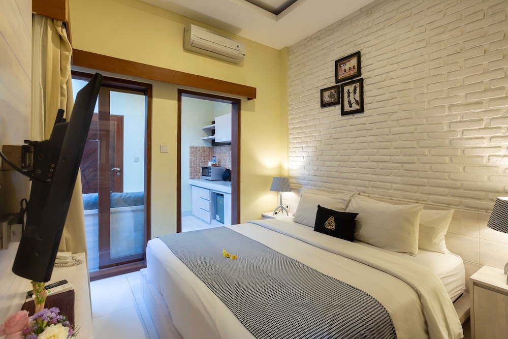 Paisa Seminyak Living 17/50