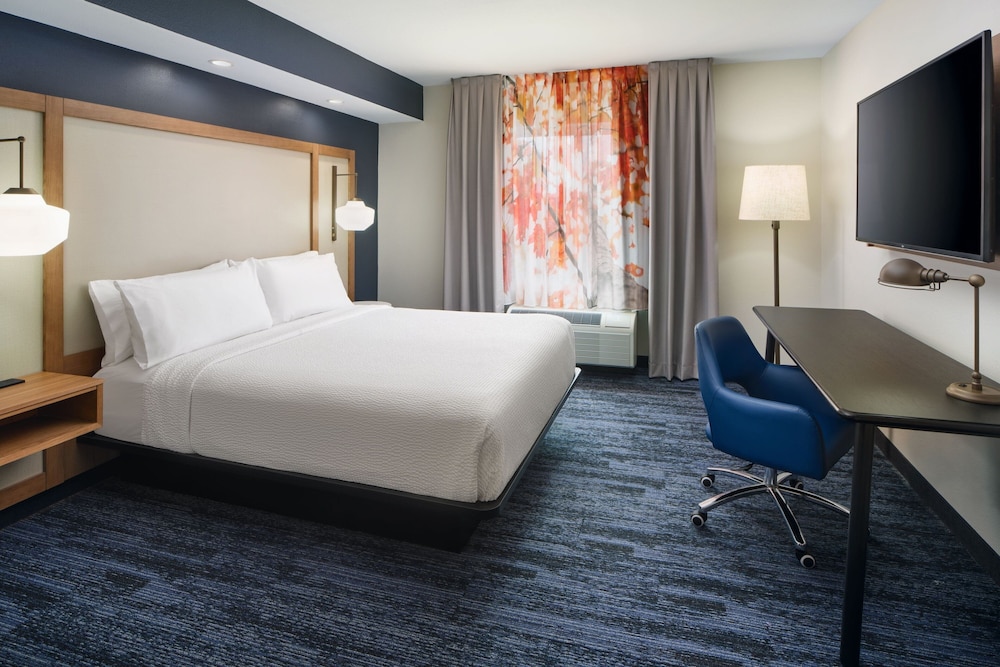 Fairfield Inn Suites Auburn Opelika 10/44