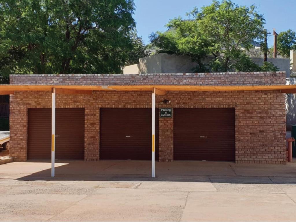 Stemar Self Catering 2/18