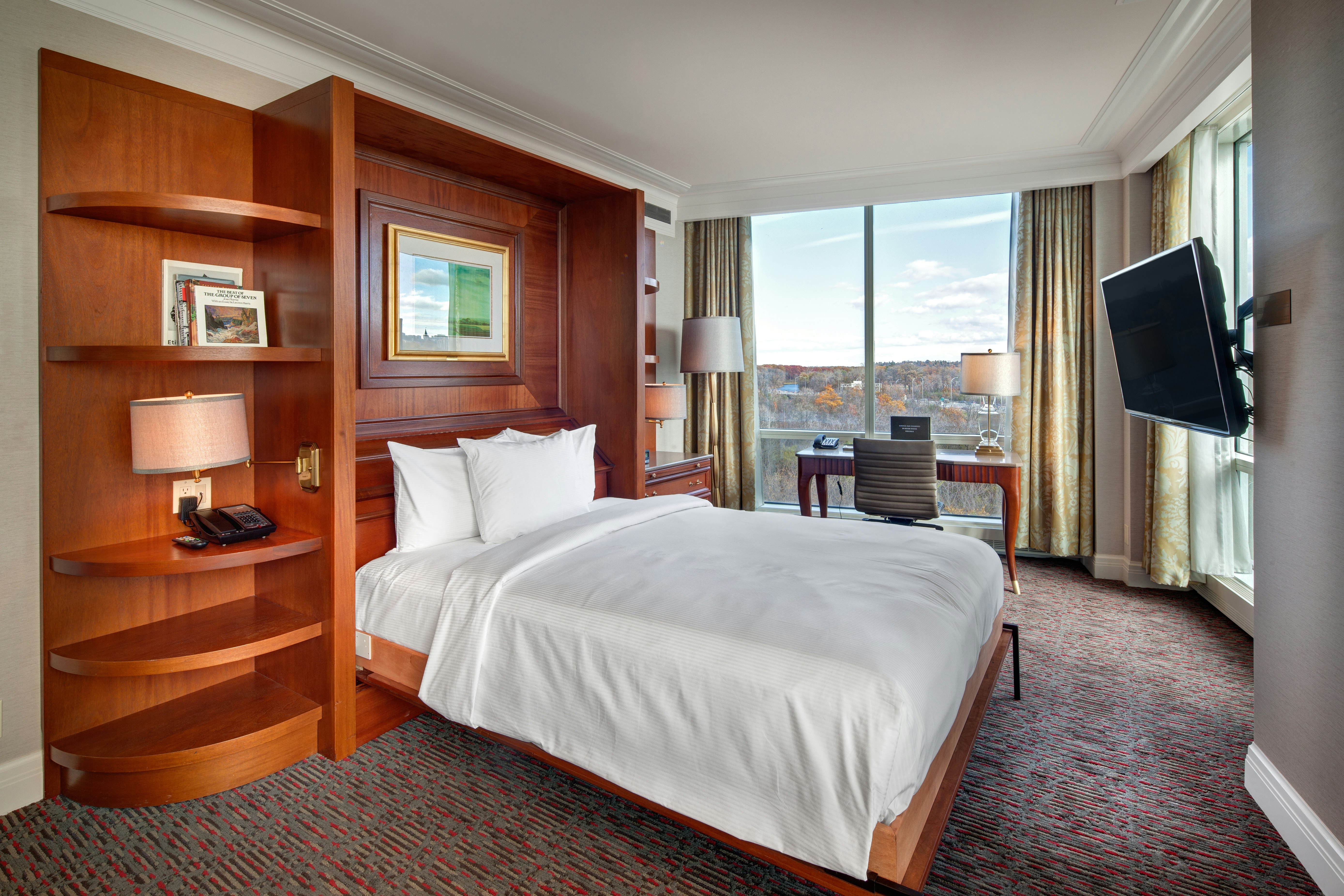 Room, Murphy Bed, Queen Bed, Jetted Tub