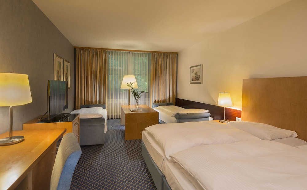 Maritim Hotel Am Schlossgarten 23/47