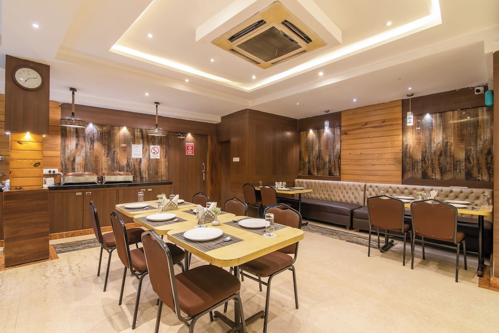 Hotel Sawood International 34/47