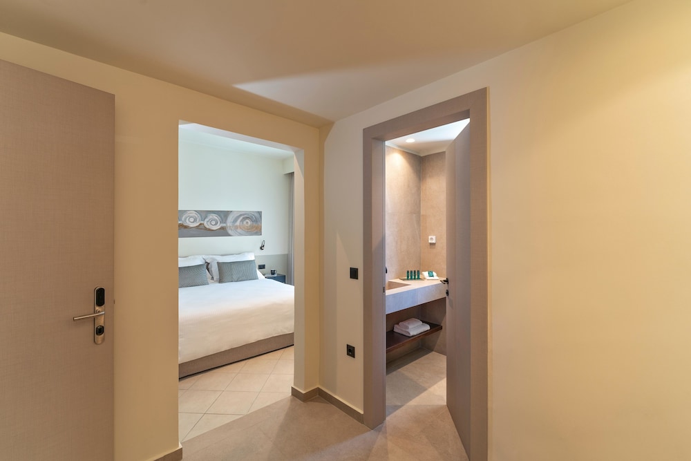Mariette Apartments 55/55