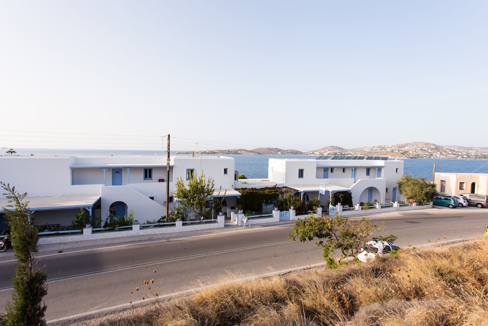 Stratos Apartments and Studios 38/45