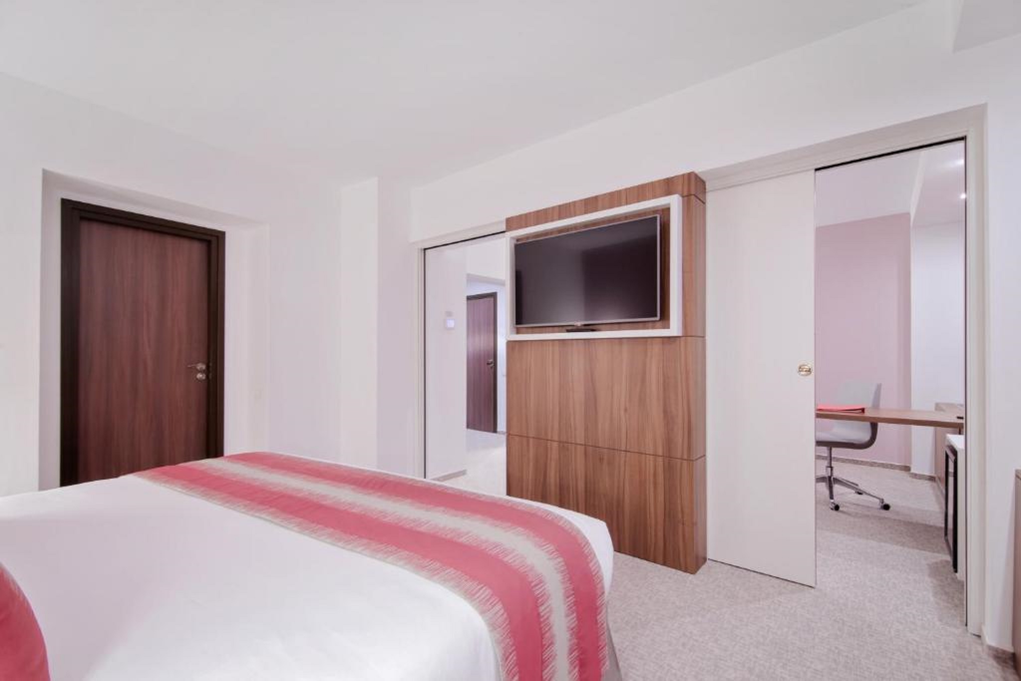Executive, Suite, King Bed