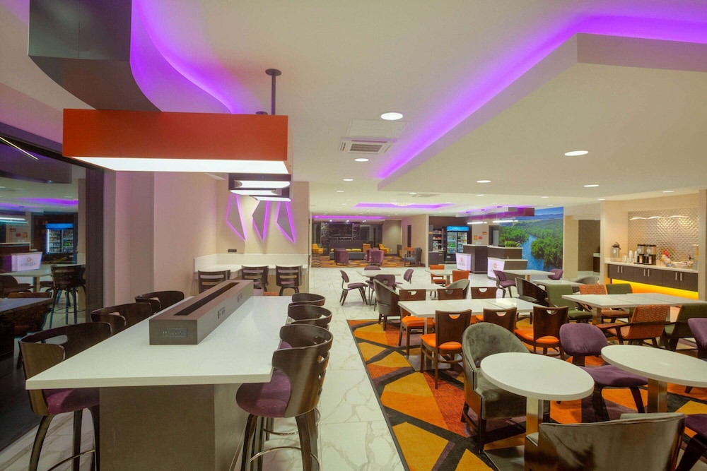La Quinta Inn & Suites by Wyndham Branson 43/60