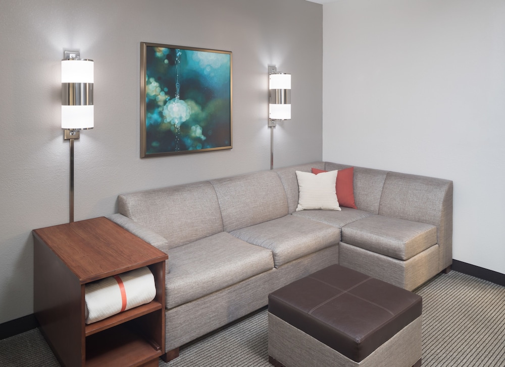 Hyatt Place Jacksonville Airport 23/45