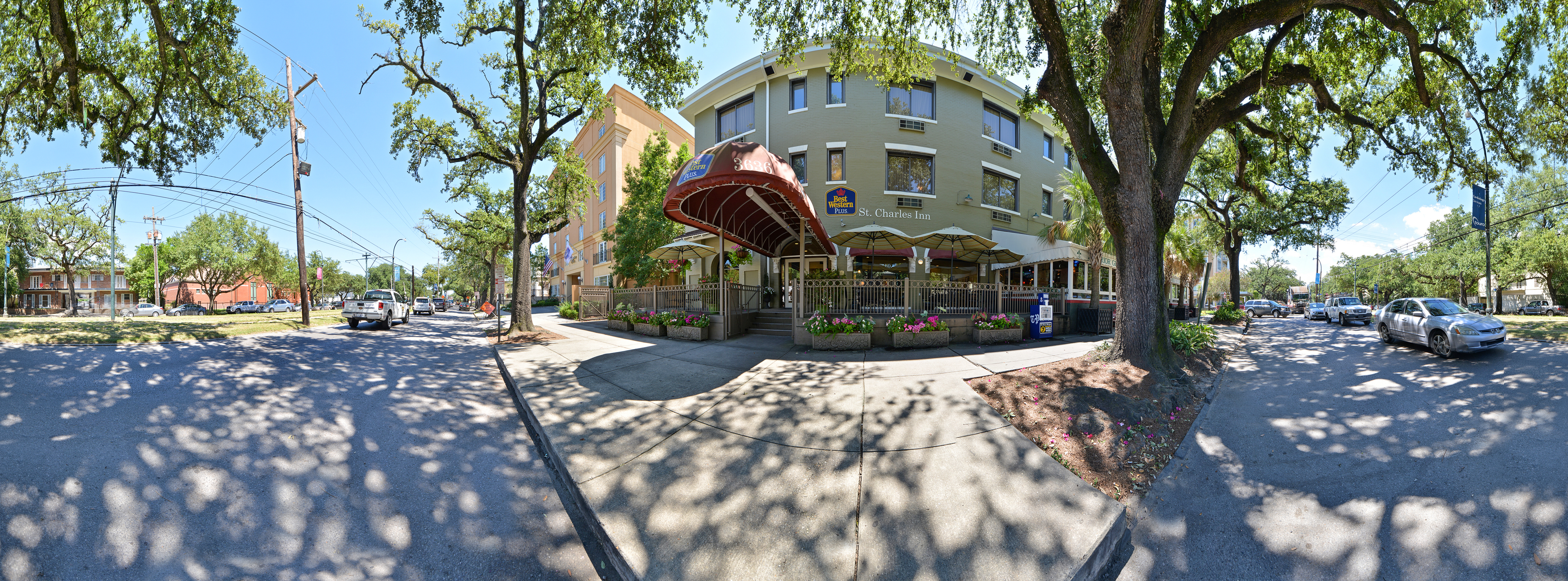 St Charles Inn, Superior Hotel 36/38