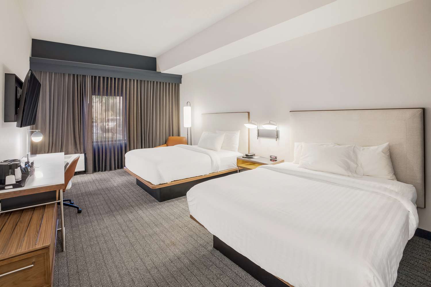 ROOM, 2 QUEEN BEDS, BALCONY OR PATIO