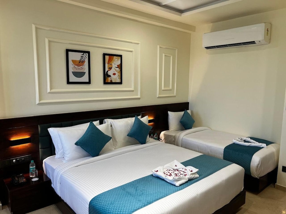 The Belita Hotel & Spa 12/47