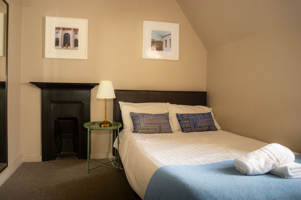 Monopoly Accommodations 22/50