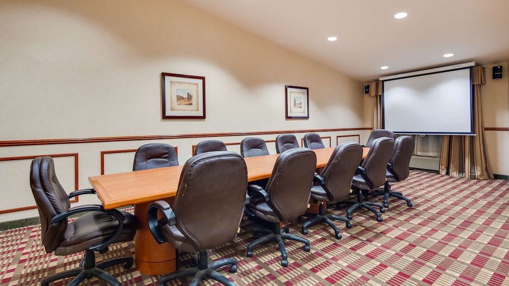 Best Western Plus Grapevine Inn 40/42