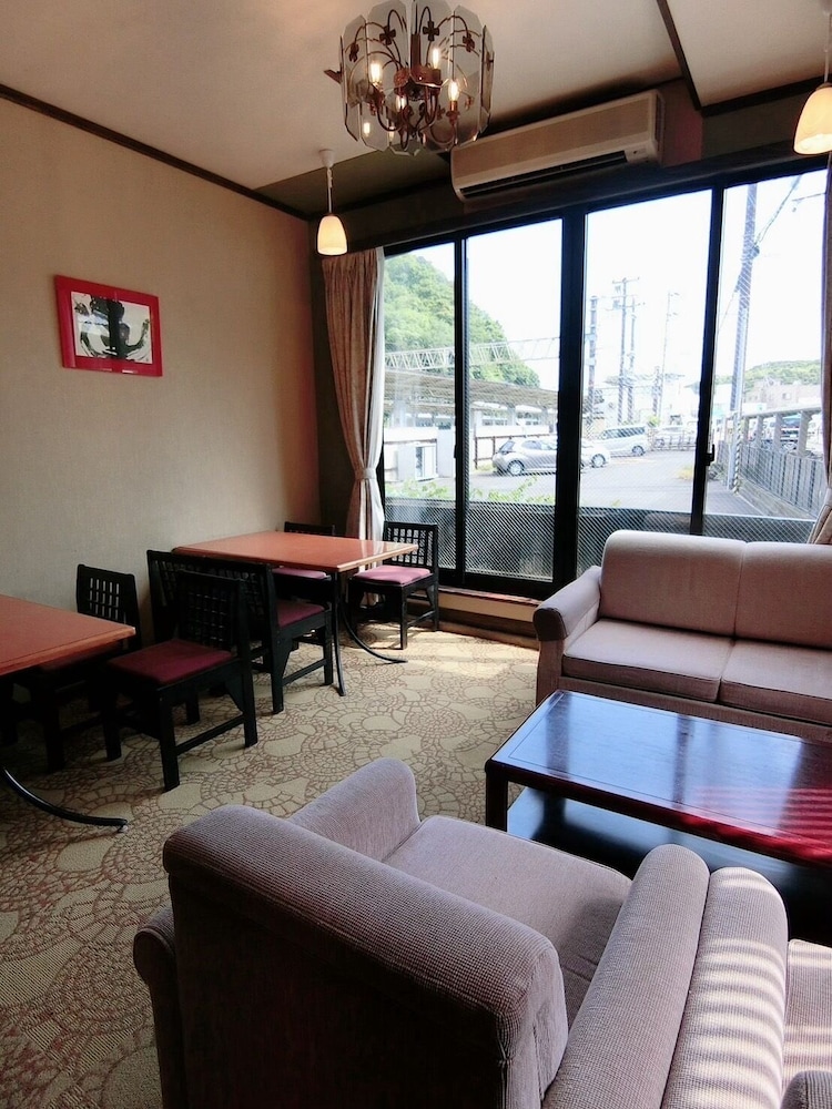 Minshuku Inn Shirahama Ekinoyado 53/66