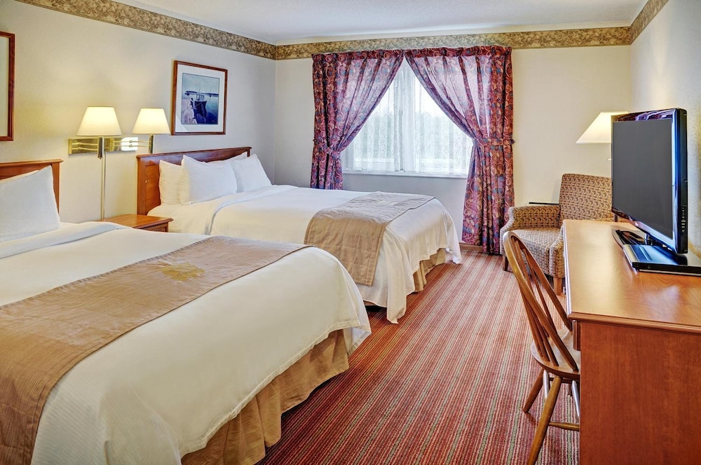 Coastal Inn Halifax 22/60