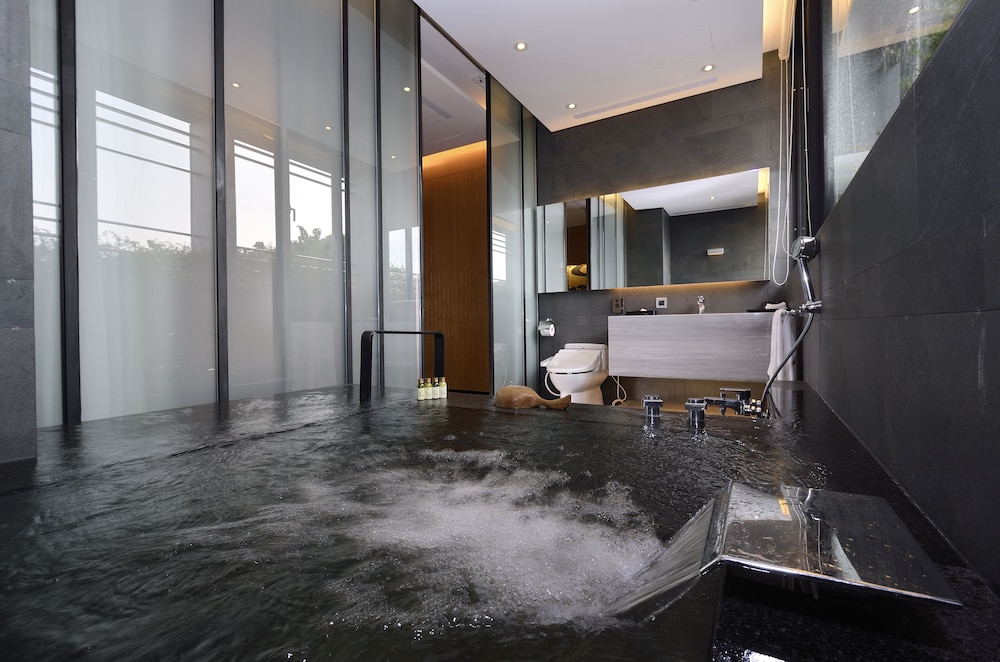 The Sun Hot Spring And Resort 33/58