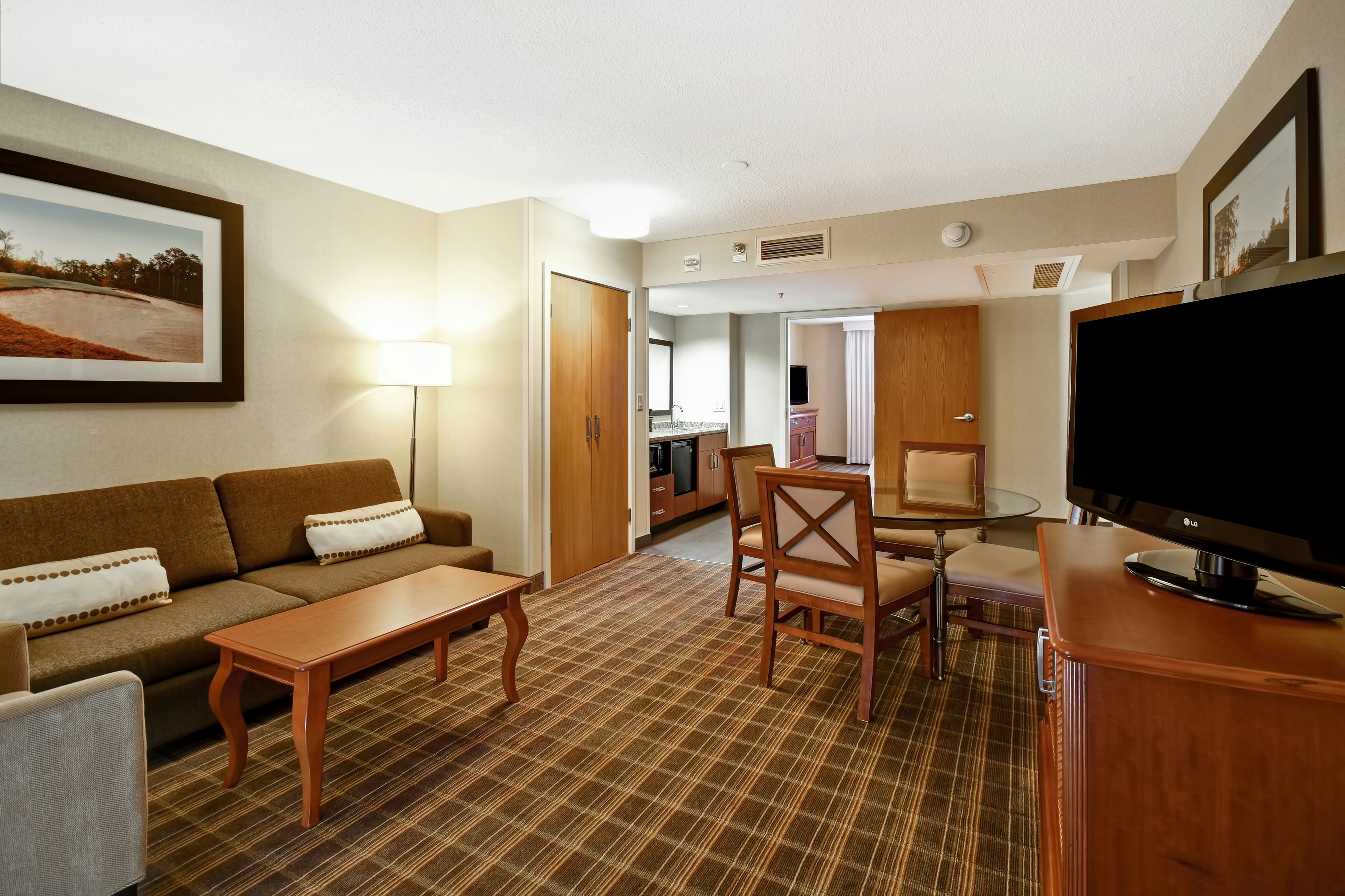 Embassy Suites Greenville Golf Resort Conference Center 17/38
